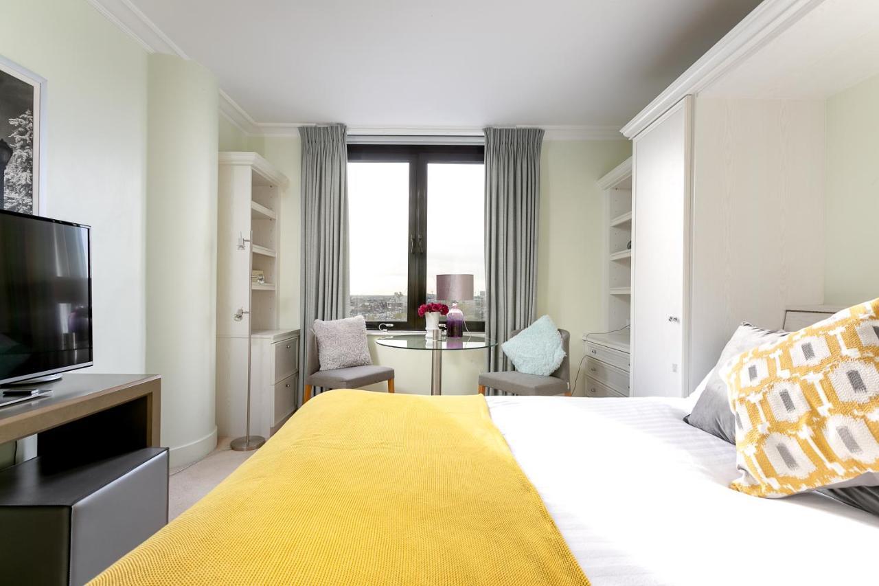 Point West Apartments London Exterior foto