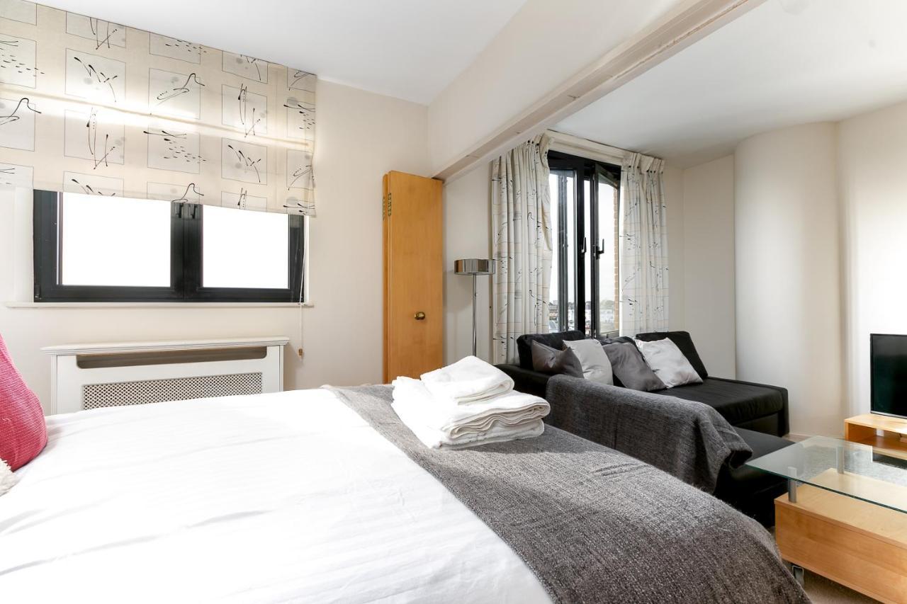 Point West Apartments London Exterior foto